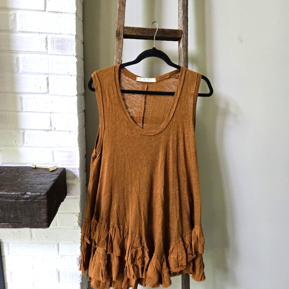 Free People Sasha Shimmy Ruffle Hem Tank, Size Small.